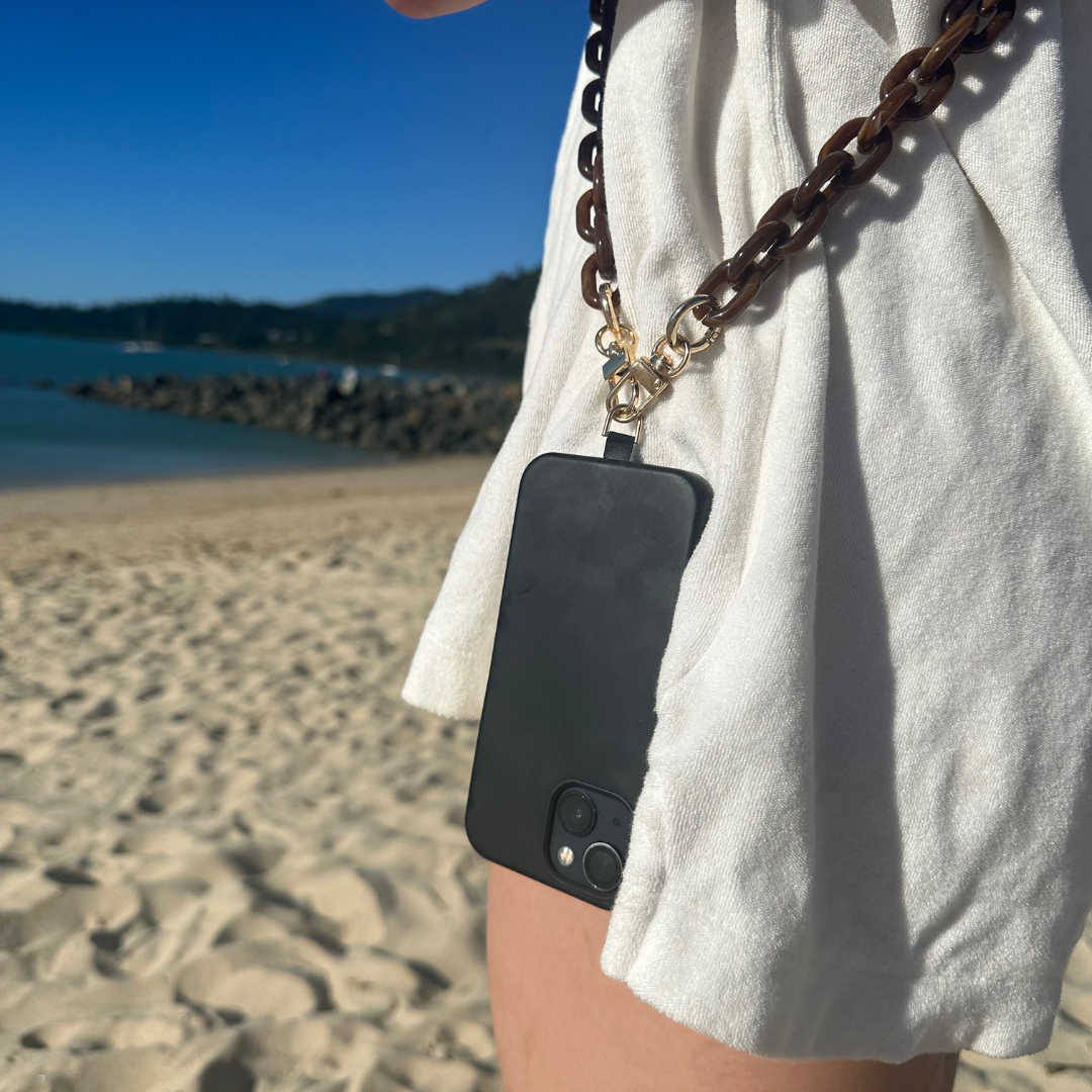Brown - Universal Fashion Chain