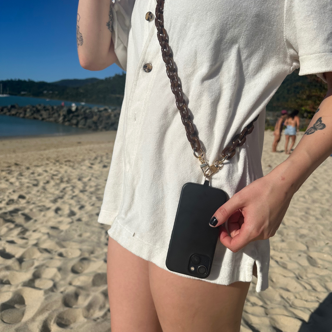 Brown - Universal Fashion Chain