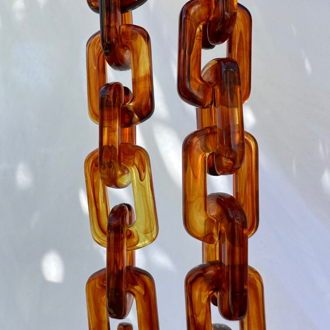 Orange - Universal Fashion Chain