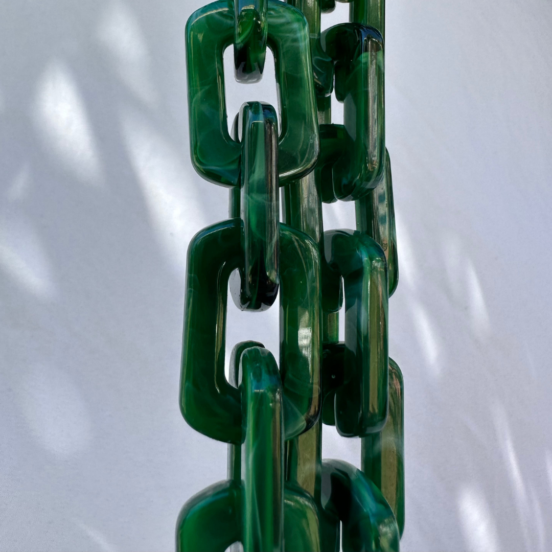 Green - Universal Fashion Chain